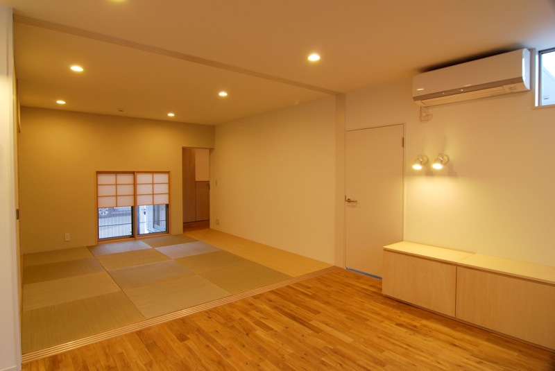 ���t���A�̒��ւ��ƕǂ�V��N���X�̒��ւ��E�������C4